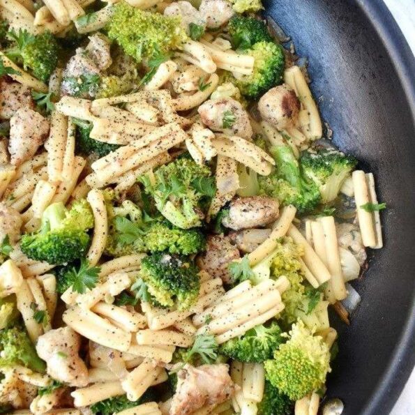chicken and broccoli pasta